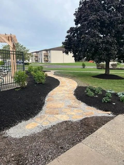 Village Square Apartments Image 9
