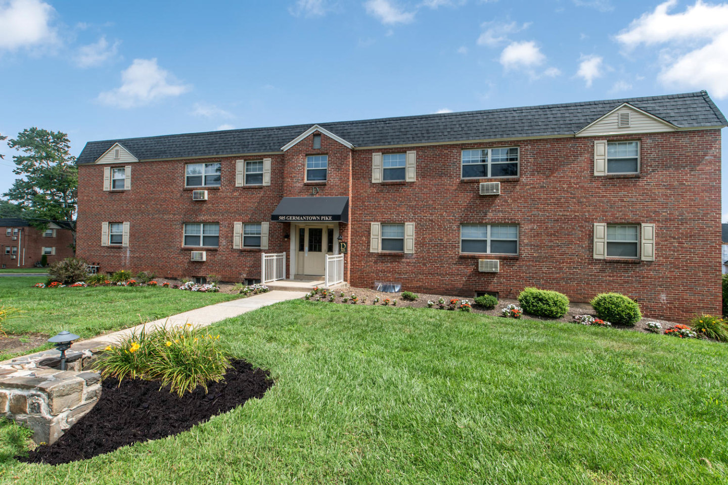Westaway Apartments Image 10