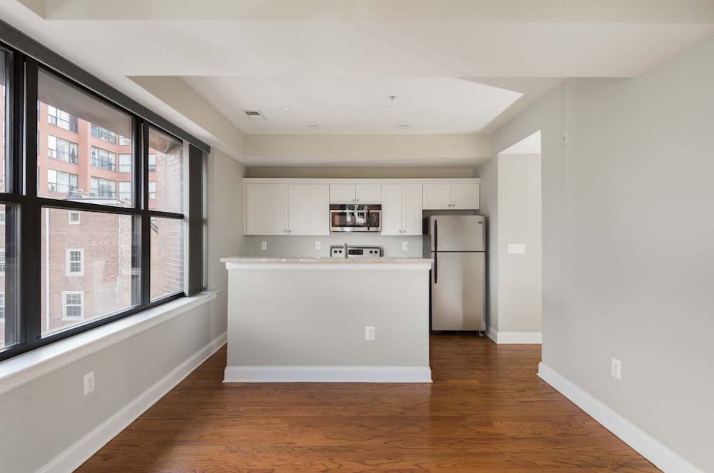 Cherry Street Condominiums Image 5