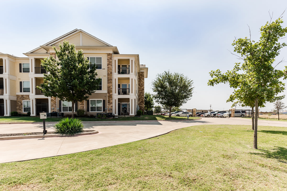 Senior Housing - Emory Senior Living Apartments Image 12