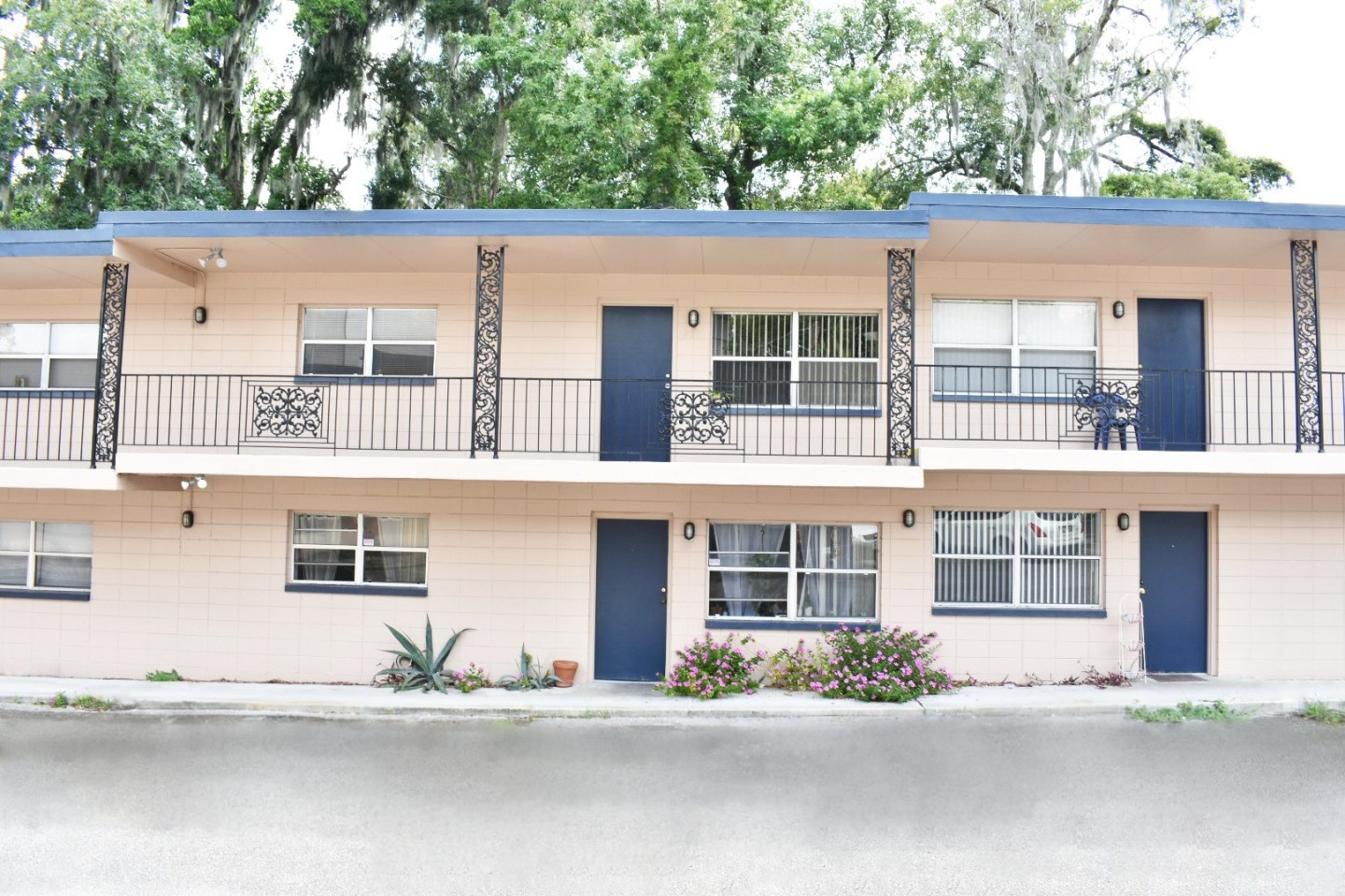 St. Croix Apartments Image 16
