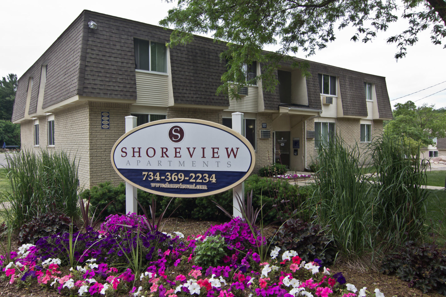 Shoreview Apartments Image 1