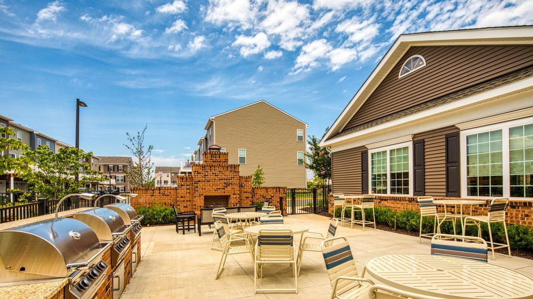 Valor Apartment Homes Image 9