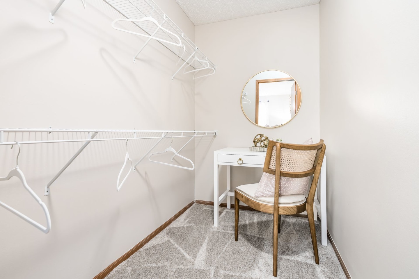 Summerview Apartments Image 39