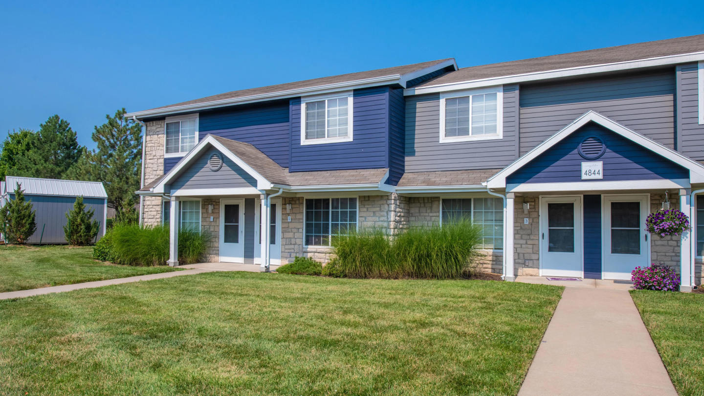 Emory Lakes Luxury Apartments Image 31