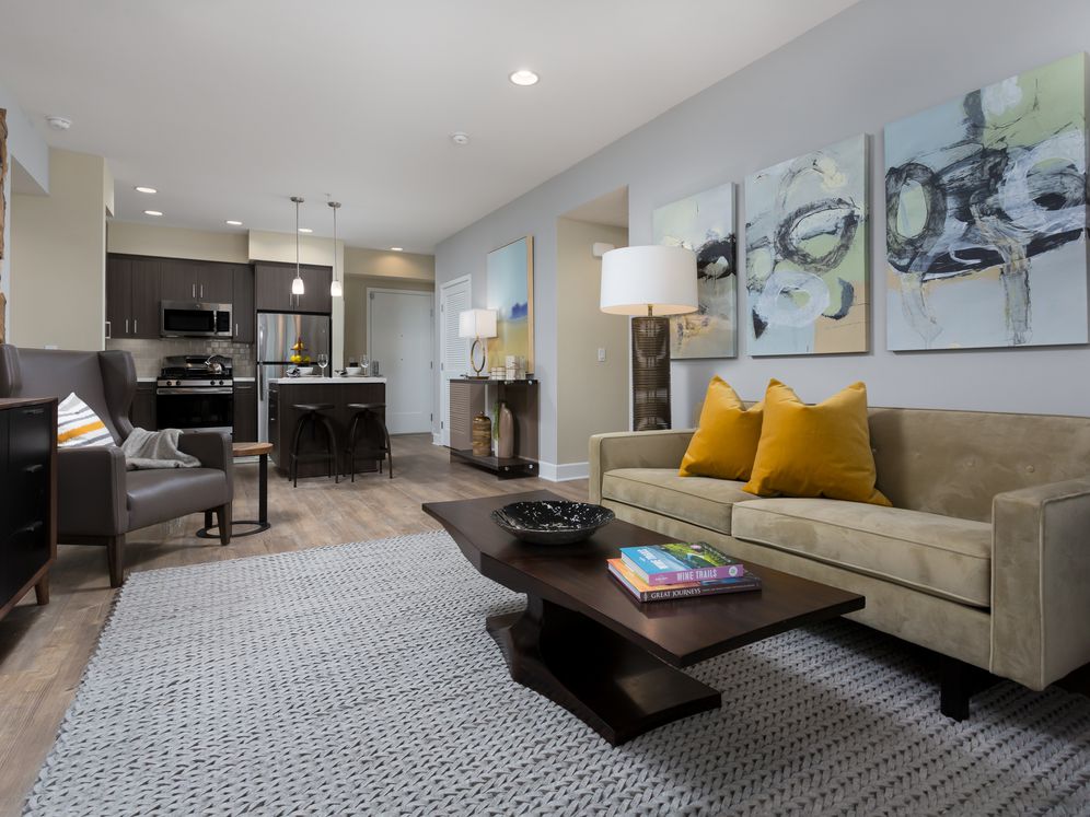 Avalon Huntington Beach Image 4