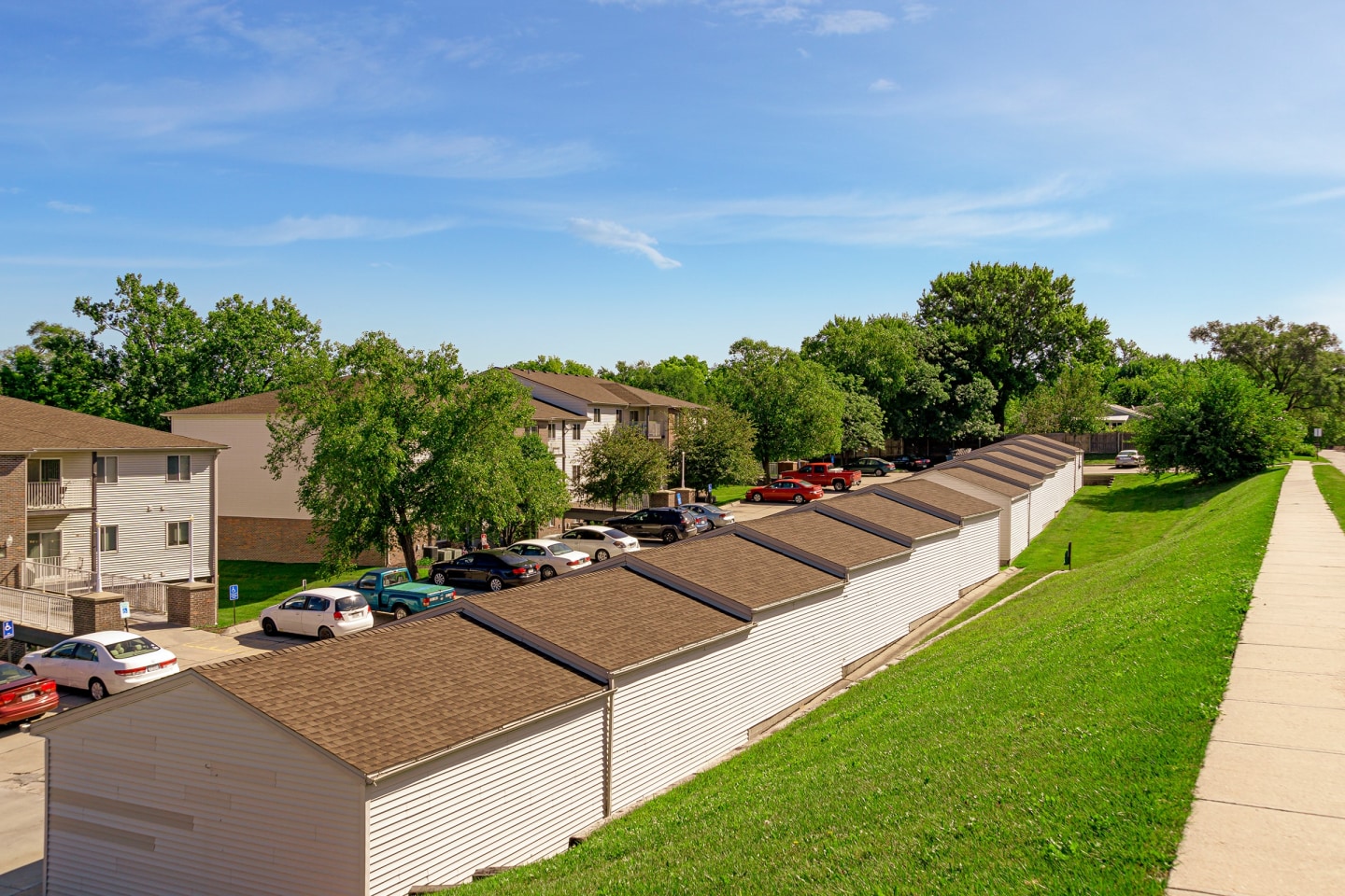 Parkview Apartments Image 9