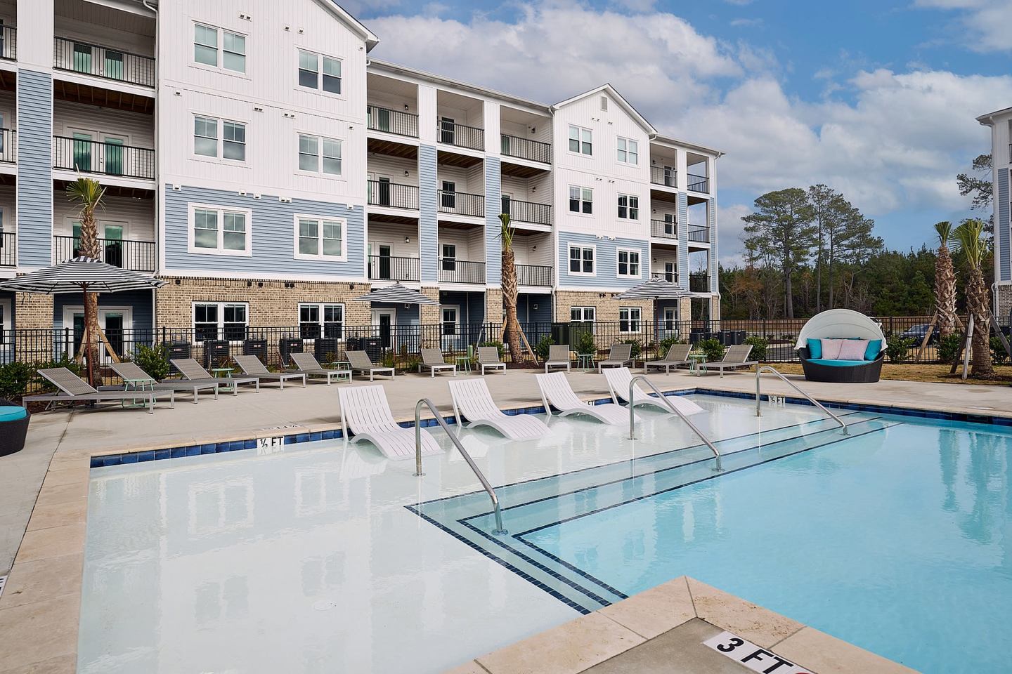 Encore Luxury Residences Image 5