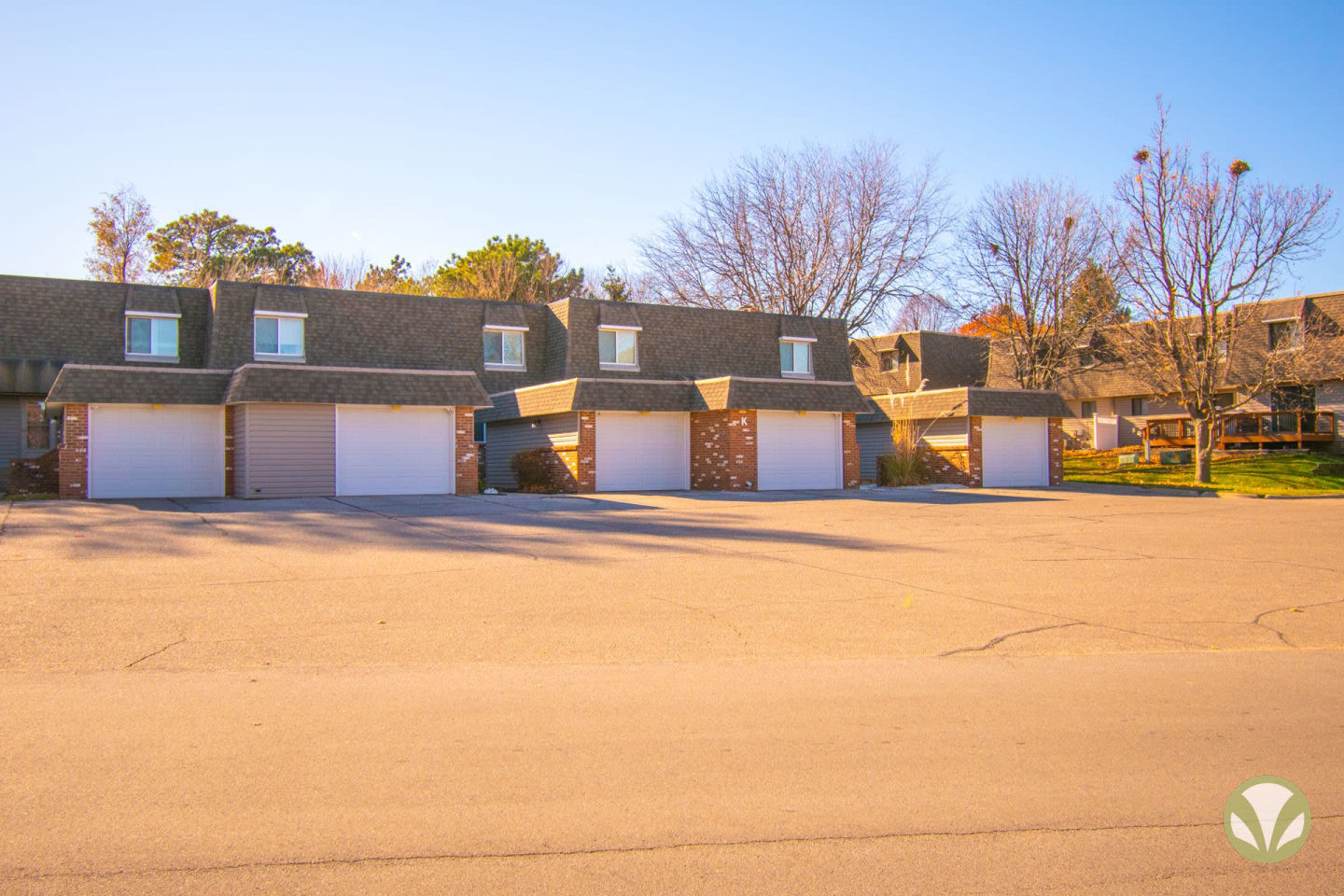 Chateau Townhomes Image 8