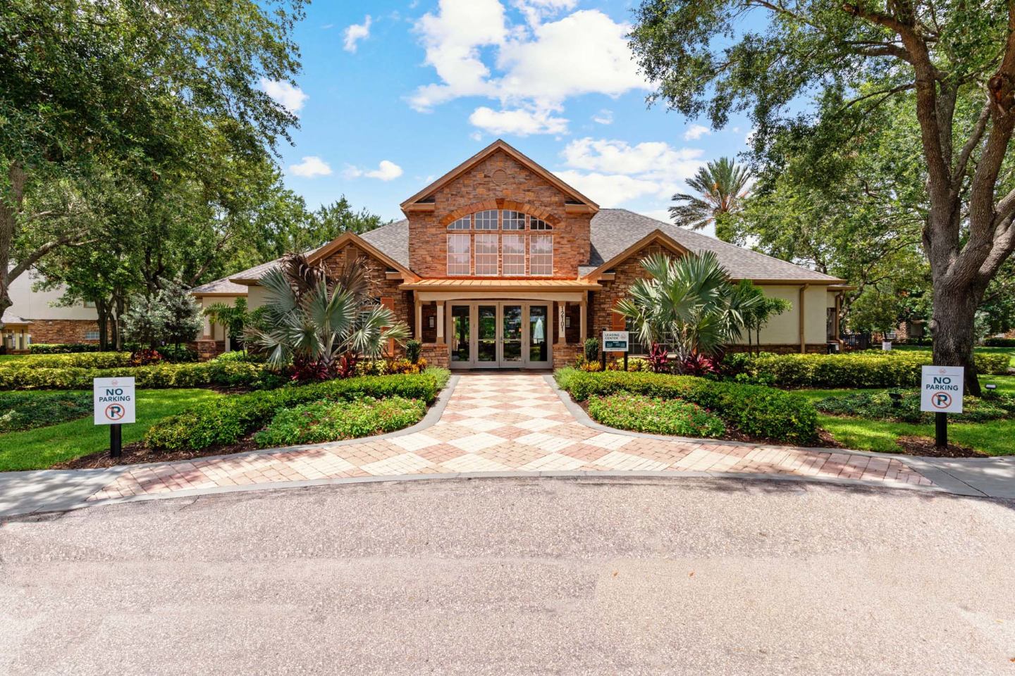 The Monaco at Waterford Lakes Image 7