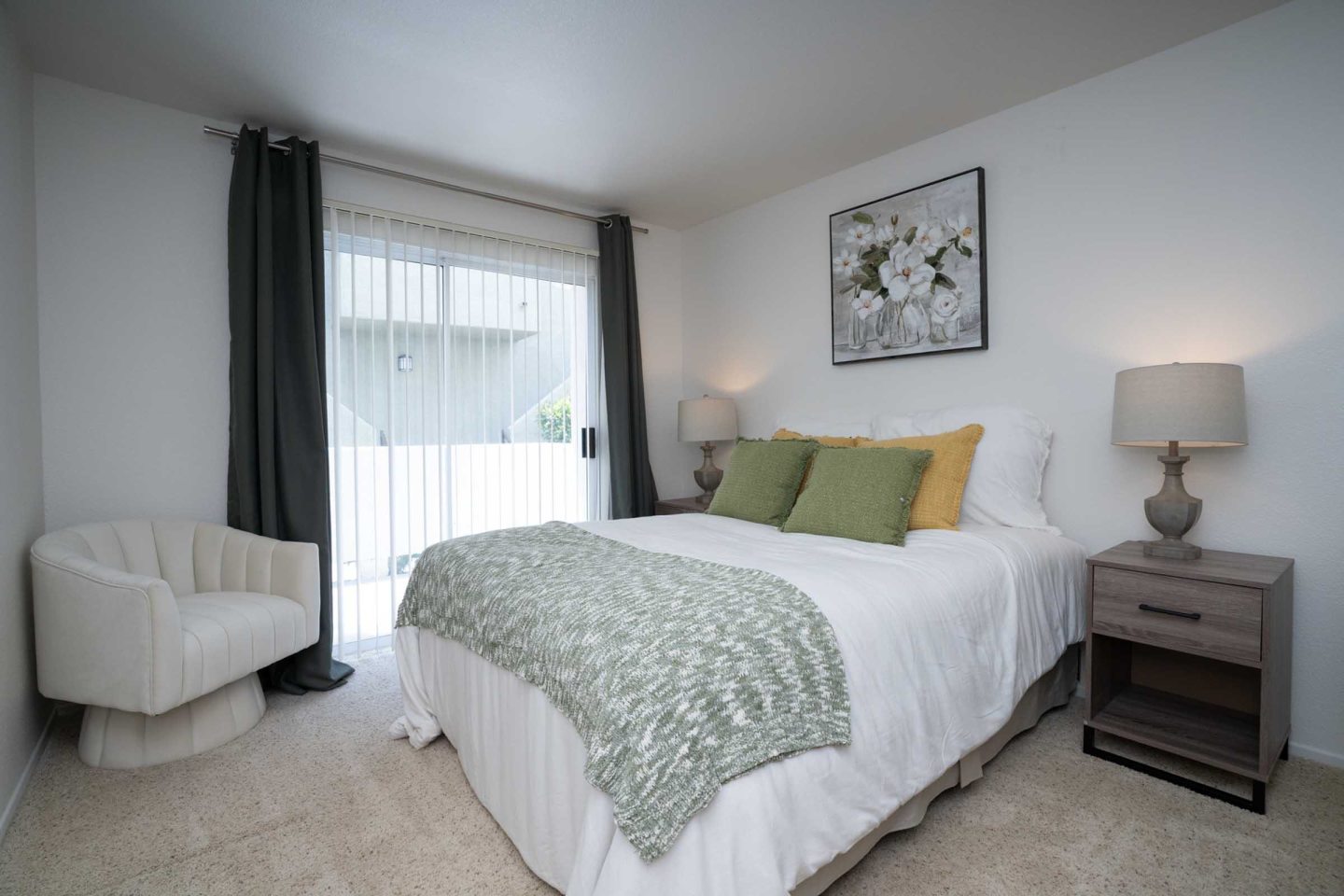 Riverpark apartment homes Image 70