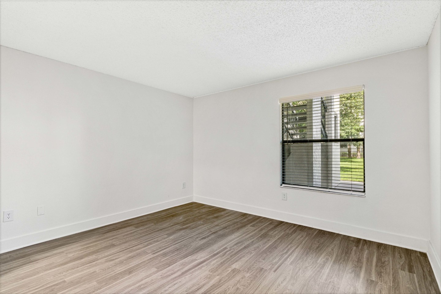 Camila Apartments Image 35