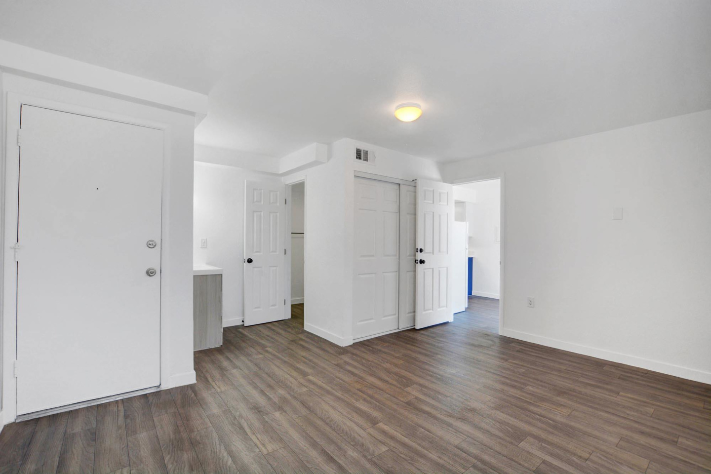 Viva Apartments Image 6