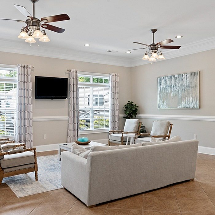 West Pointe Apartment Homes Image 3