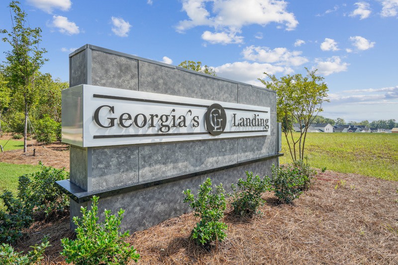 Hudson at Georgia's Landing Image 11