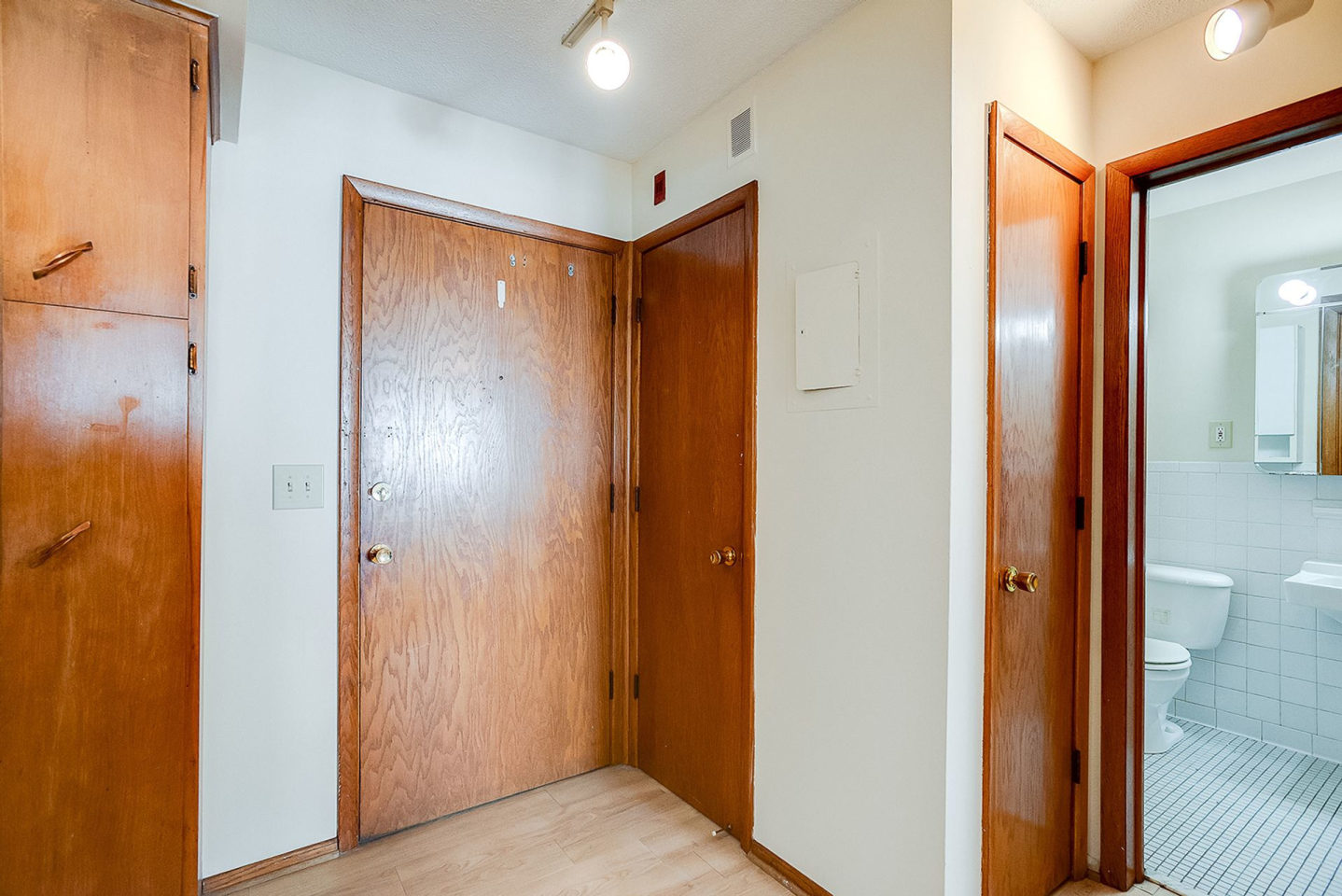 424 W 24th Street Image 2