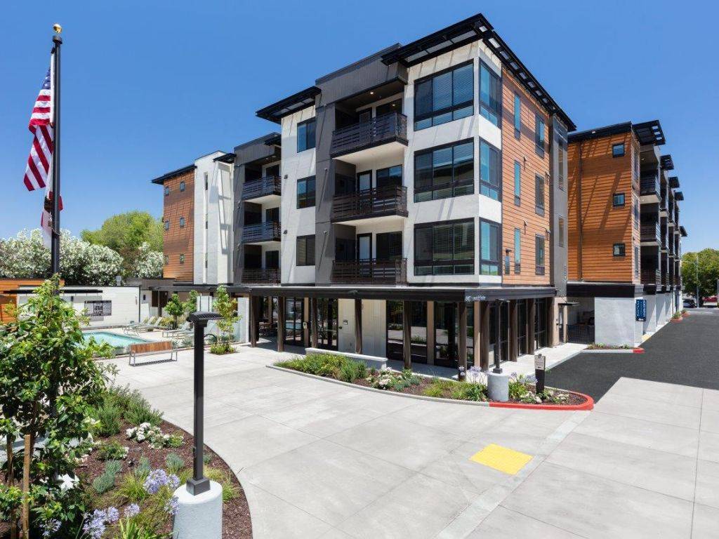 Santana Terrace Image 1