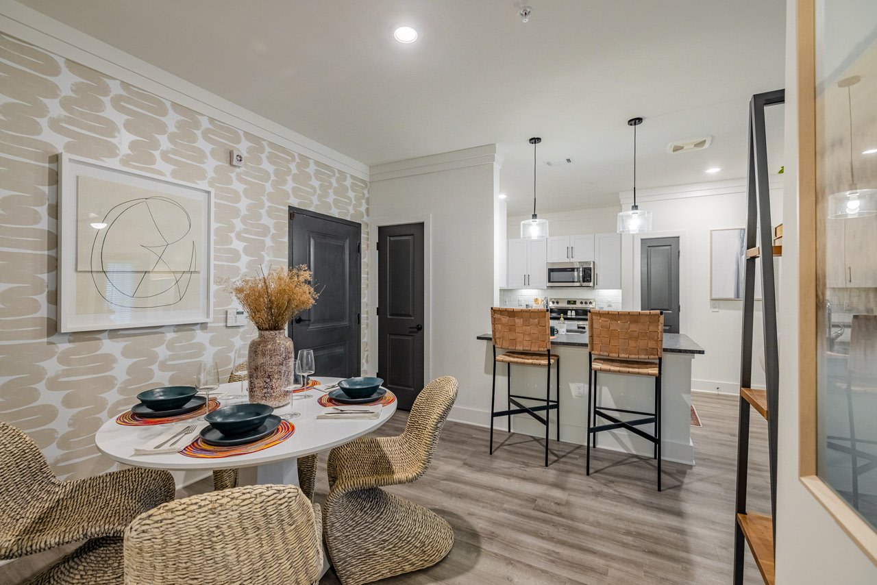 Botanic Luxury Apartments Image 11