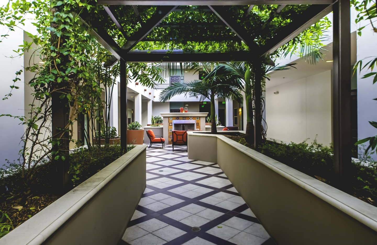 Park Encino Image 8