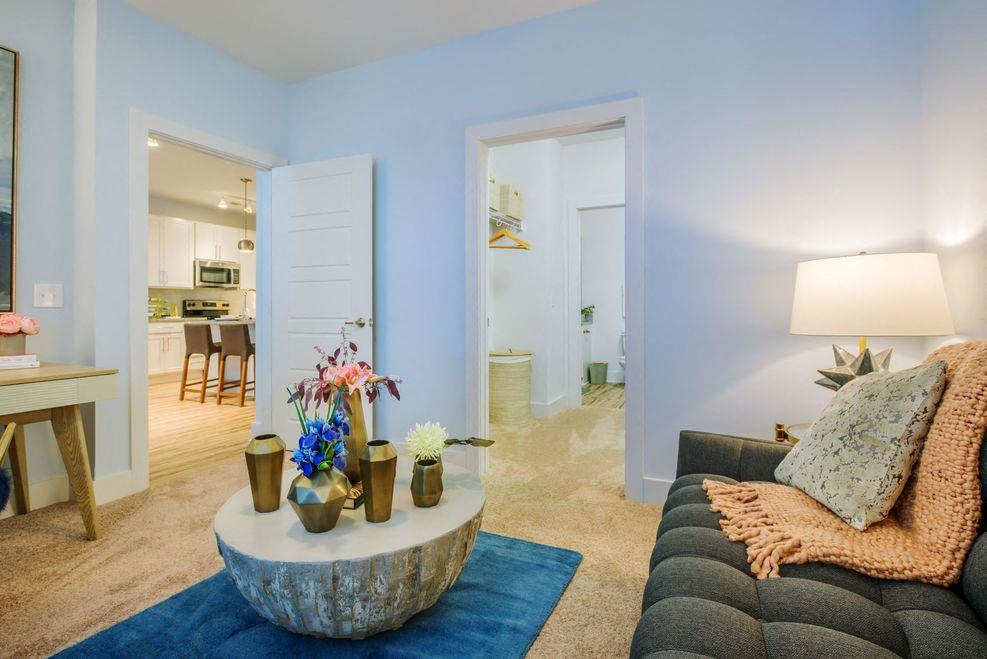 Blu at Northline Image 20