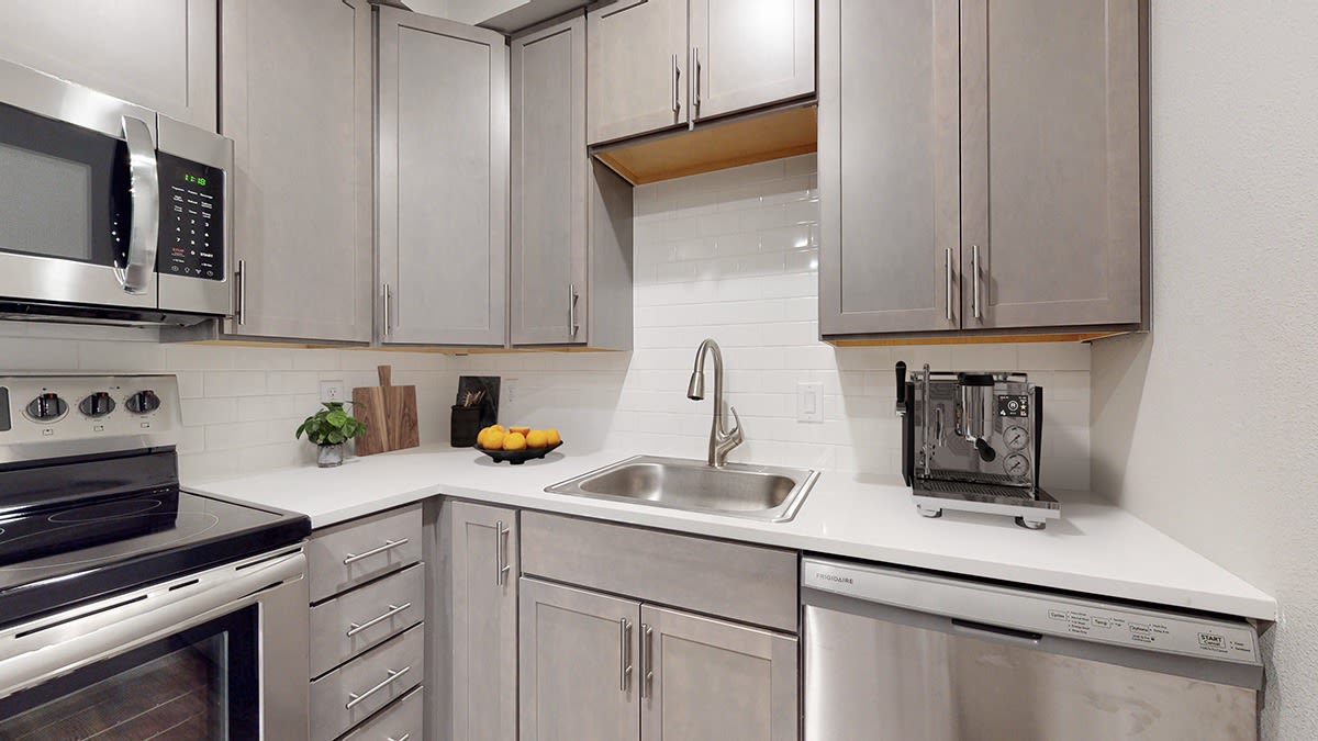 The Irving Apartments Image 5