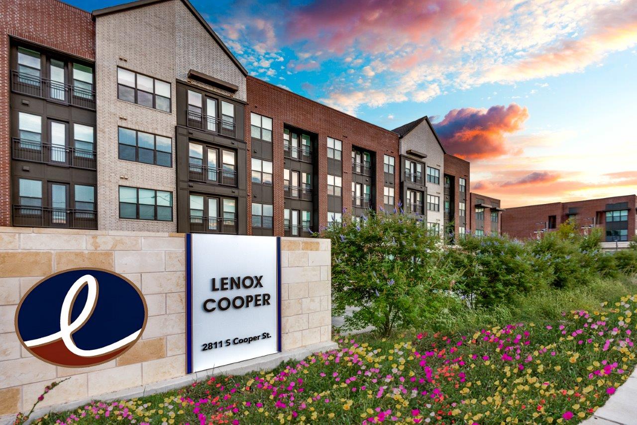 Lenox Cooper Image 28