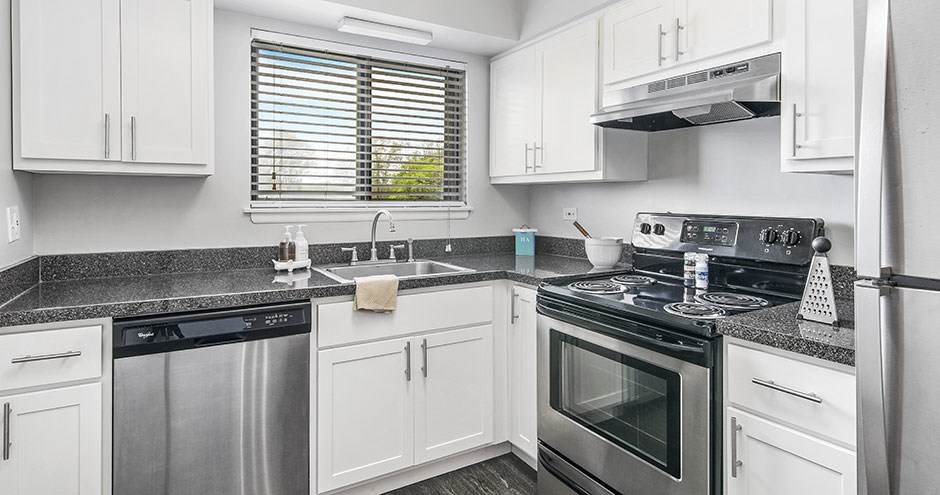 Lakeside at Wheaton Apartments Image 30