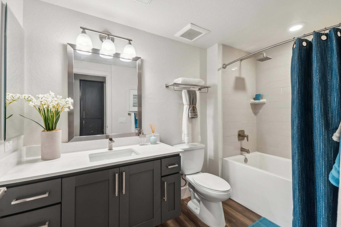 The Scottsdale Grand Apartments Image 34