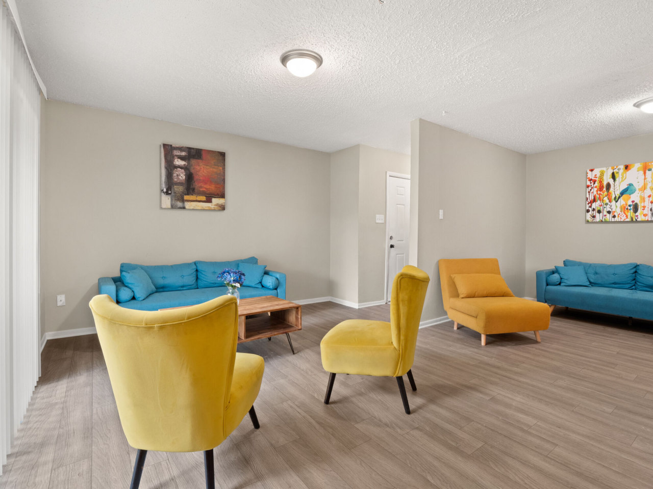 Santa Rosa Apartments Image 4