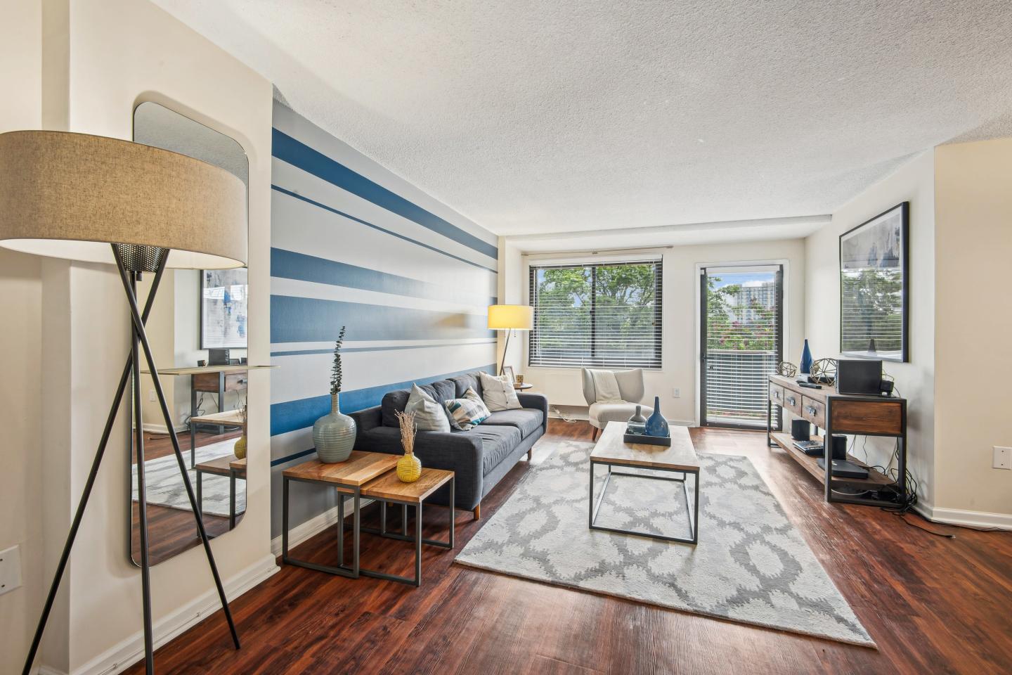 Riverside Apartments Image 37