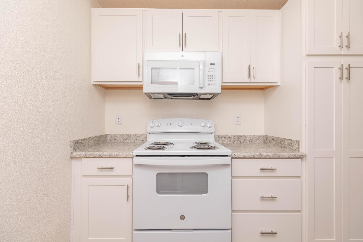 Highland Creek Apartment Homes Image 18