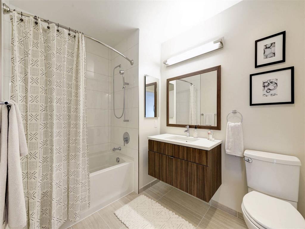Artline Apartments Image 13
