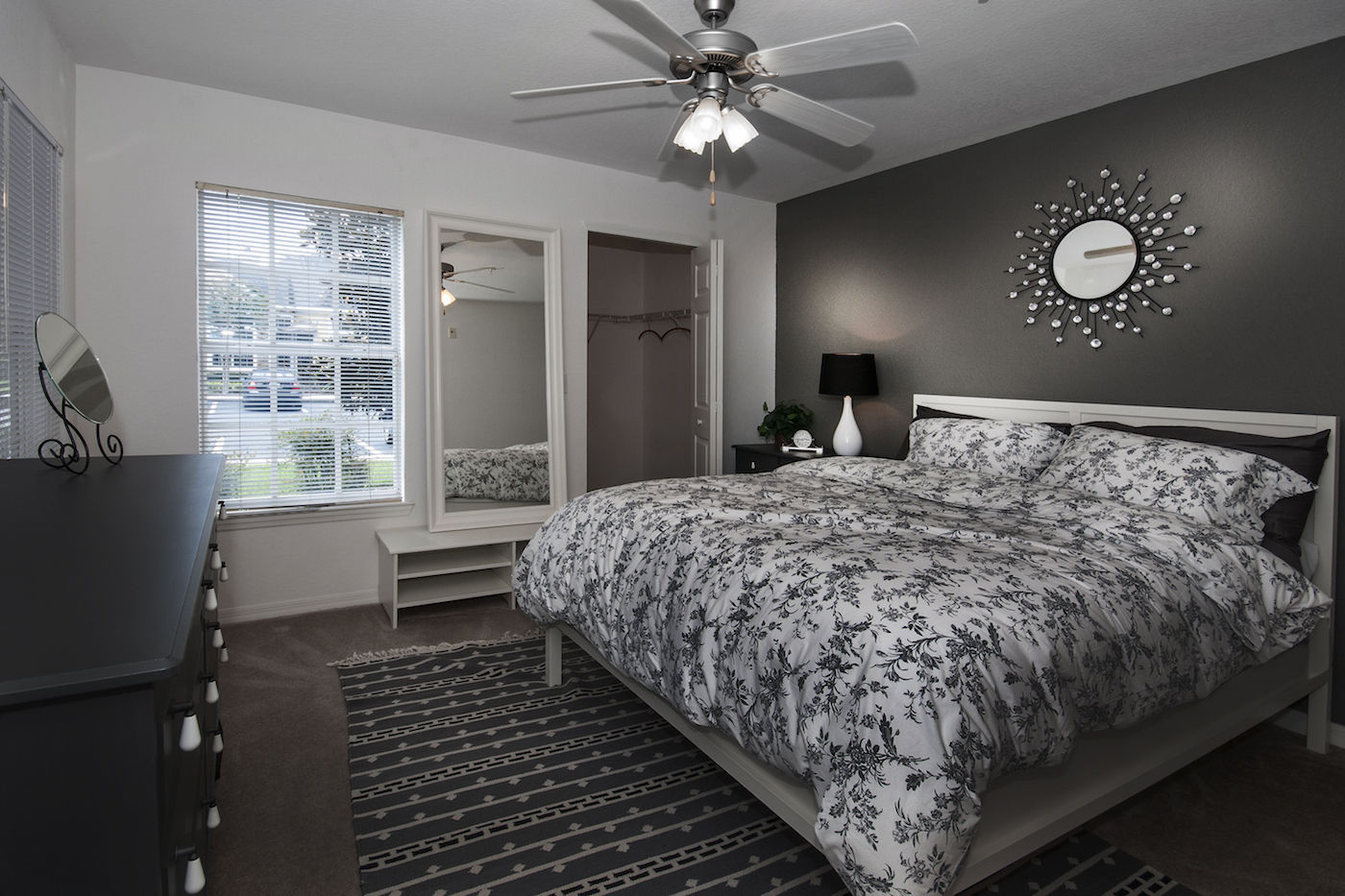 Elmhurst Village Image 8