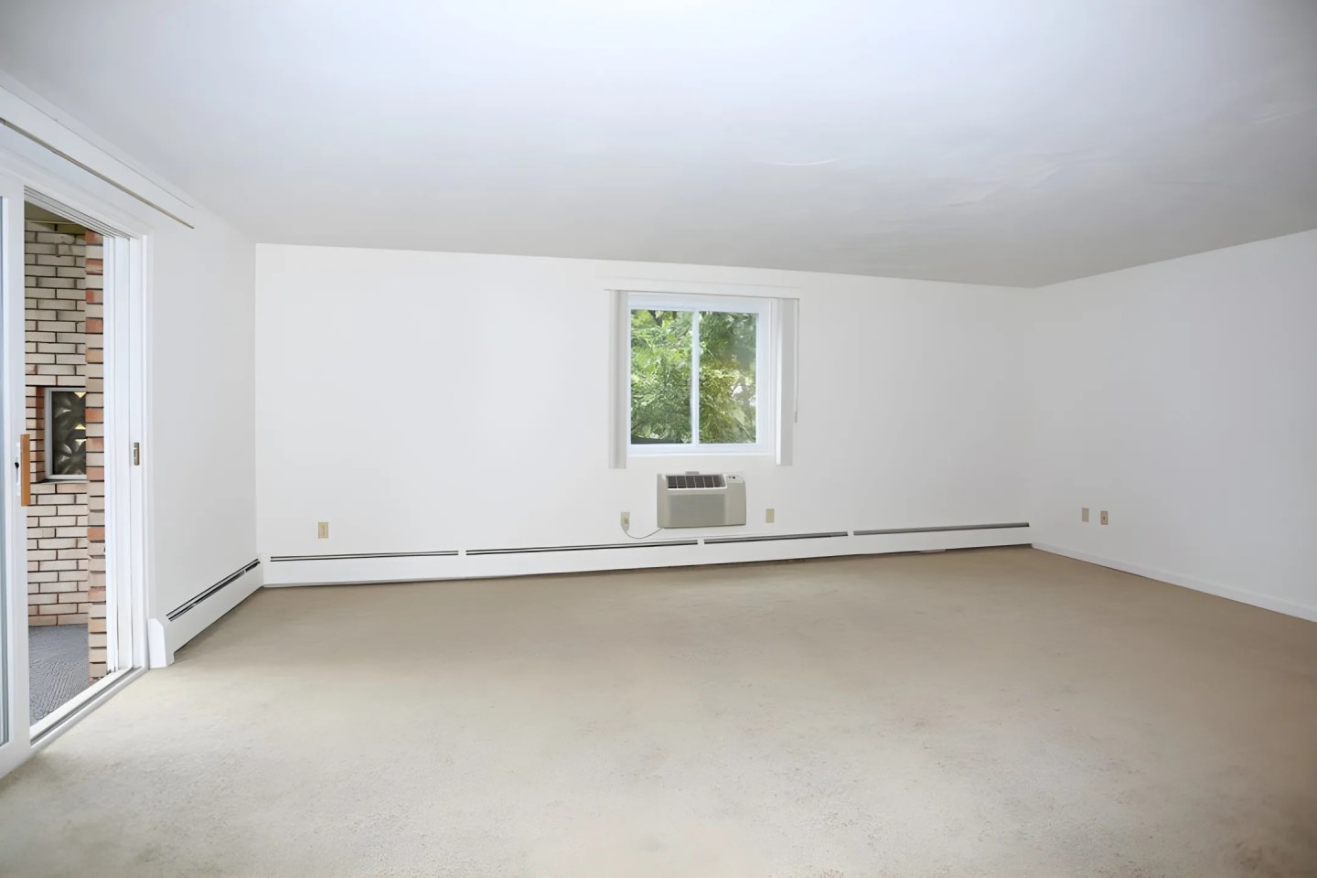Clover Park Apartments Image 15