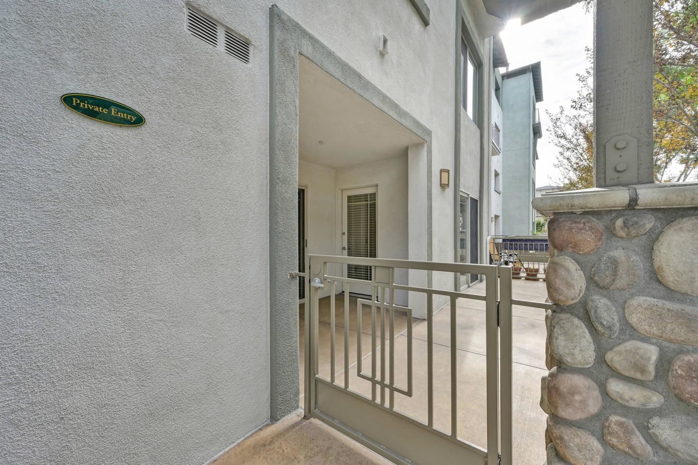 Mission Hills Commons Image 37