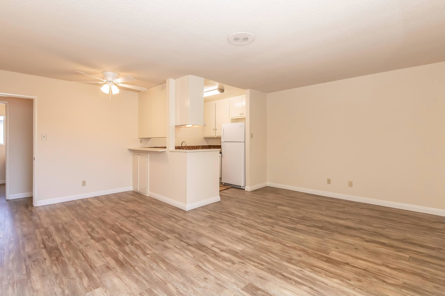 Ocean West Apartments Image 21