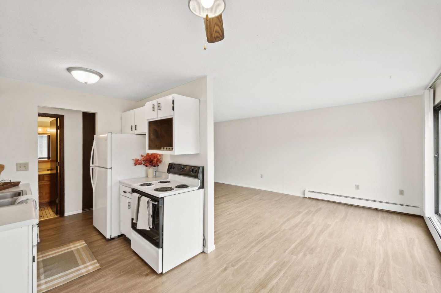 Van Dyke Apartments Image 8