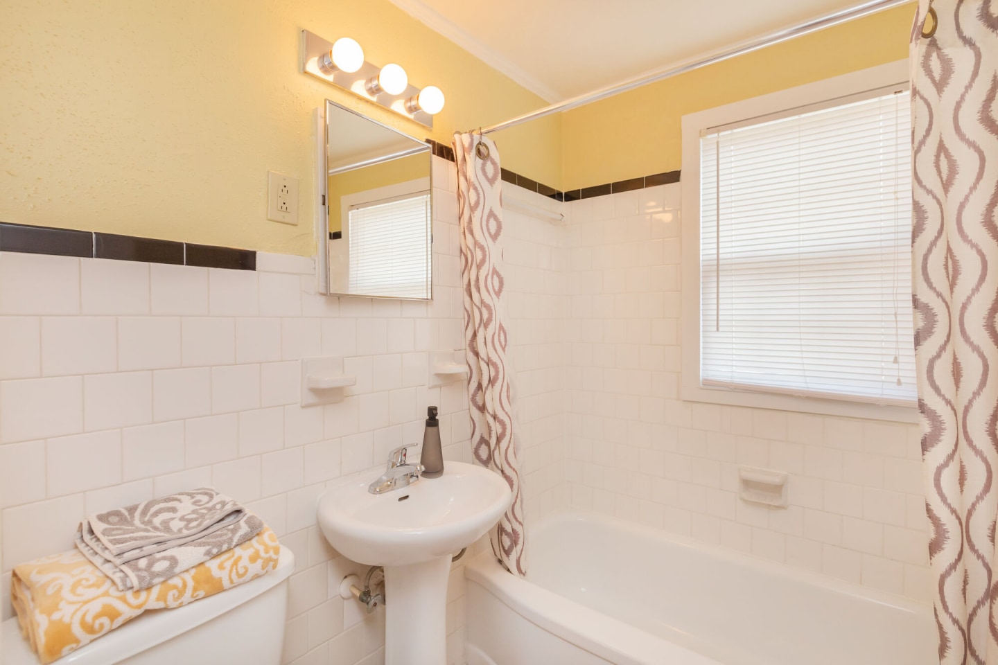 Cottage Grove Image 3