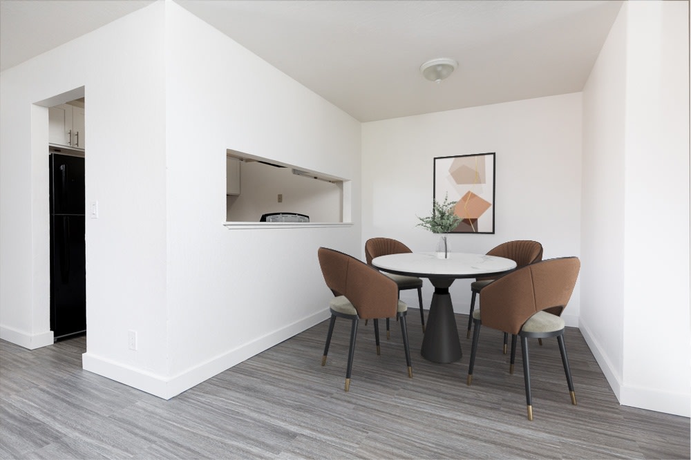 Garden Hill Apartments Image 1