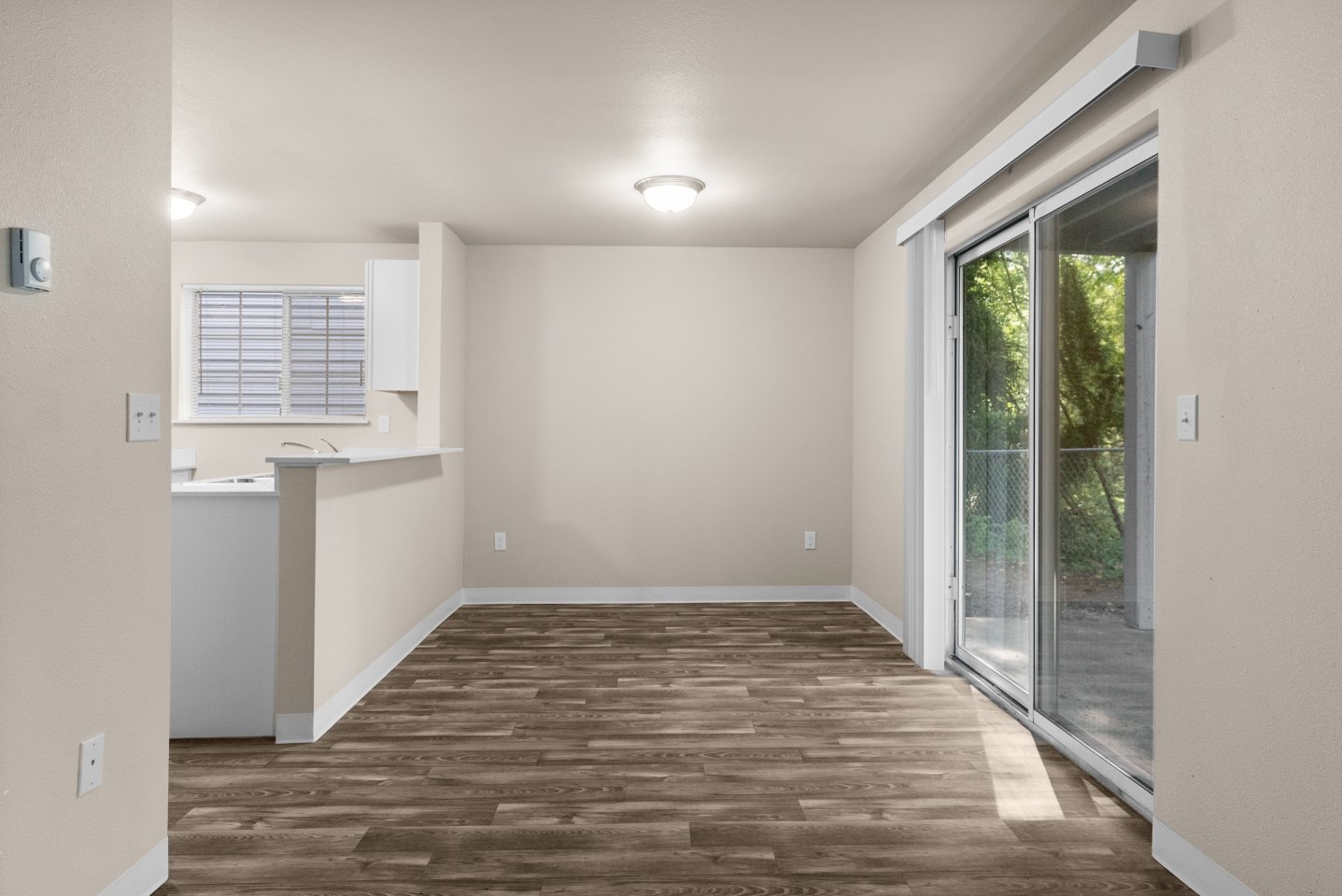 Crown Pointe Apartments Image 10
