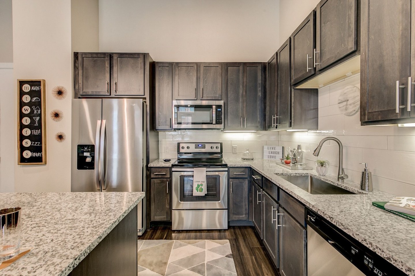 Eastbank River Walk Townhomes & Apartments Image 21