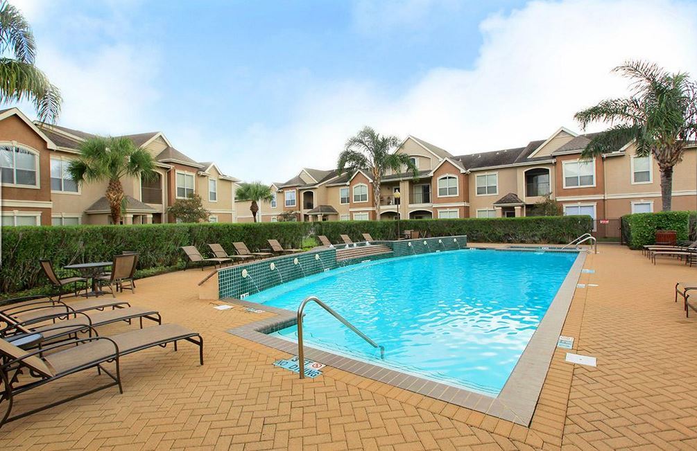 Las Palmas Apartments Image 12