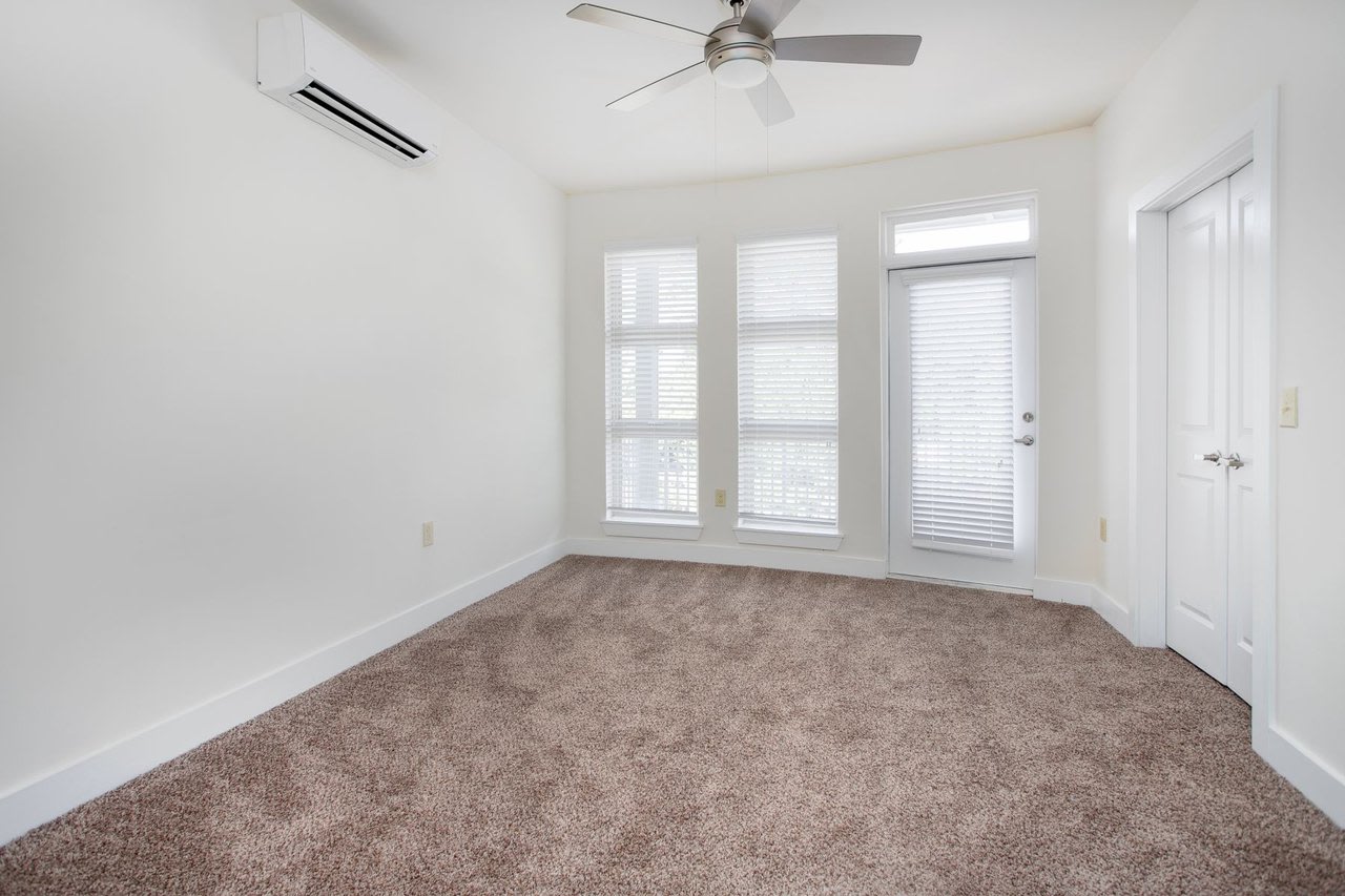 Town Station Lofts Image 11