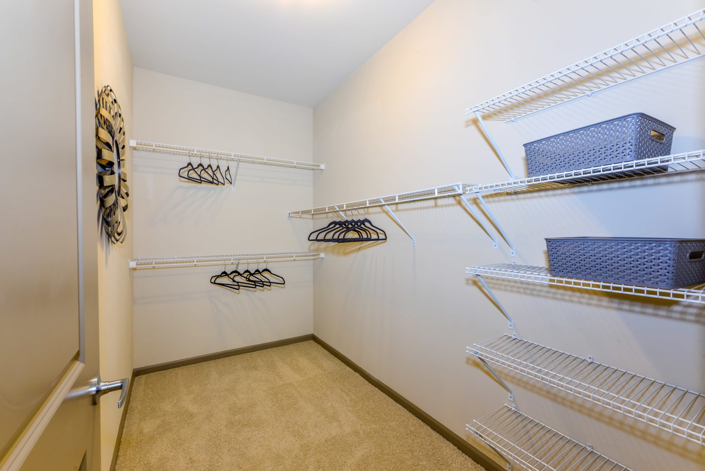 1760 Apartment Homes Image 18