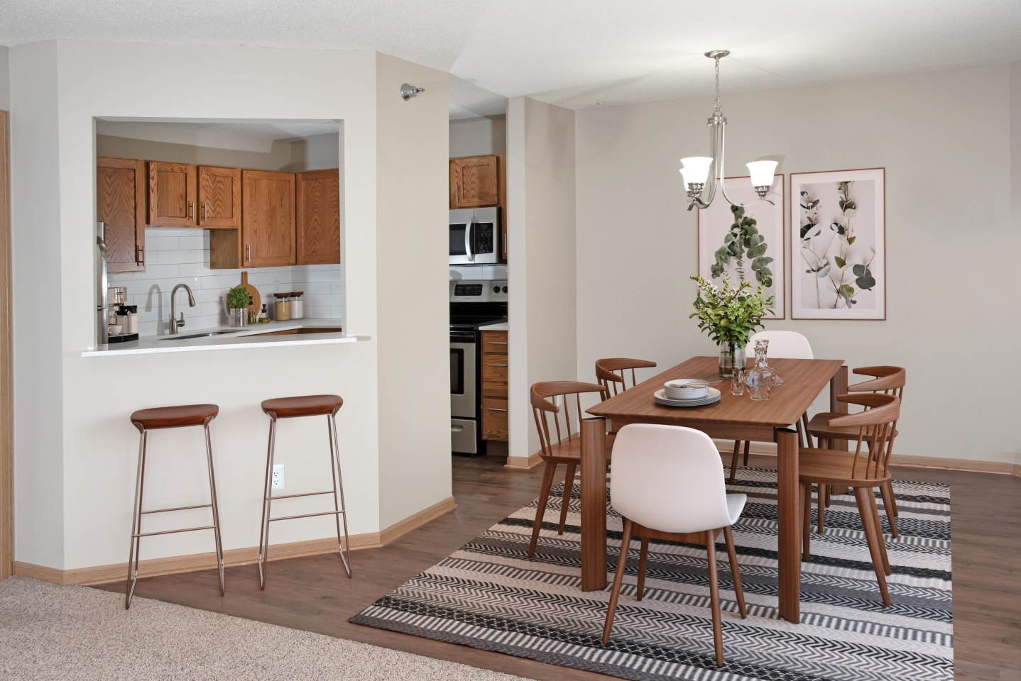 Woodridge Apartments Image 4