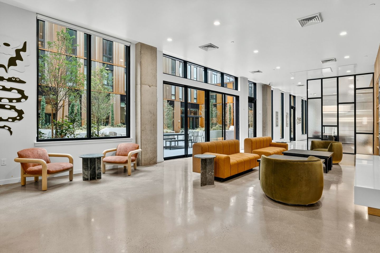 Holloway Image 17
