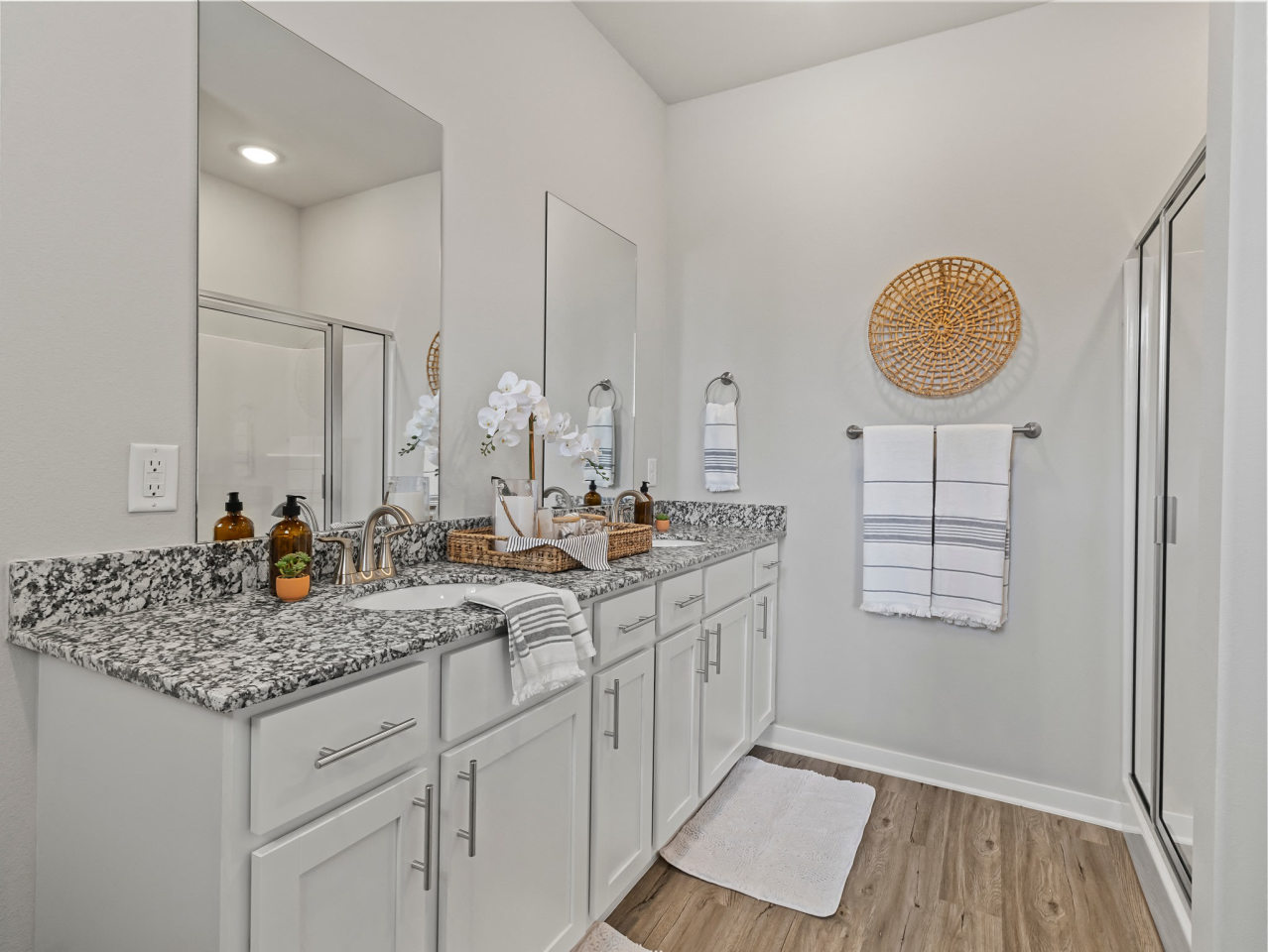 Hillcrest Village Image 20