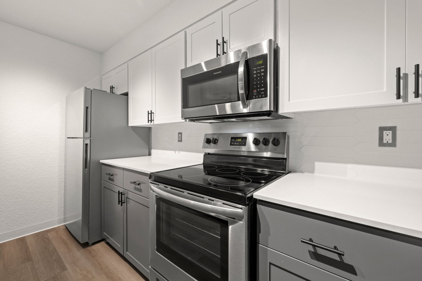 Larkspur Place Image 7