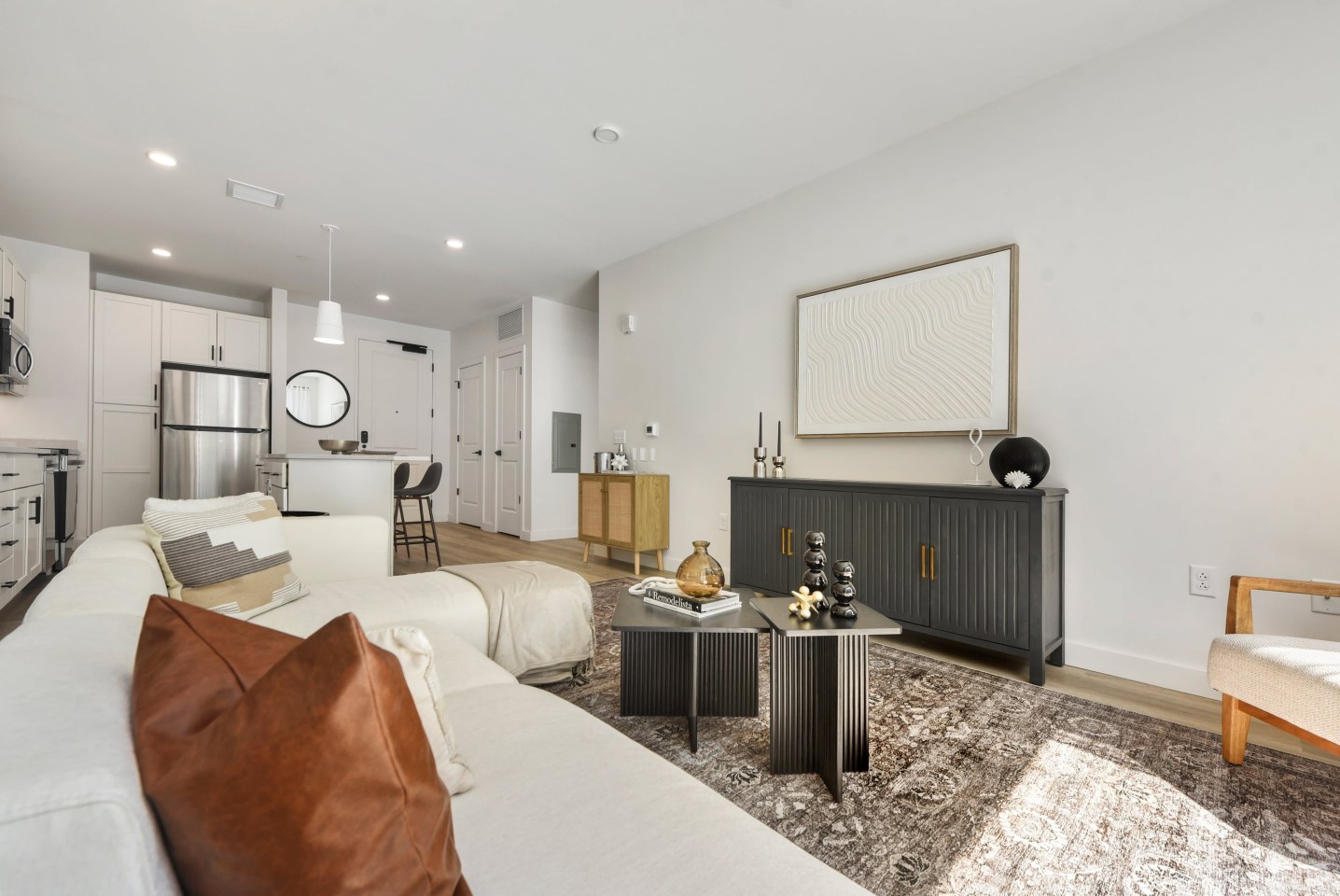 North Shore Flats Image 3