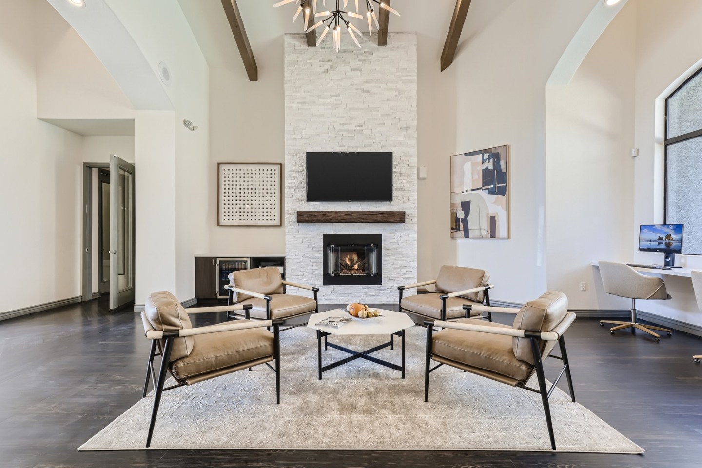 Mandarina Luxury Apartment Homes Image 73
